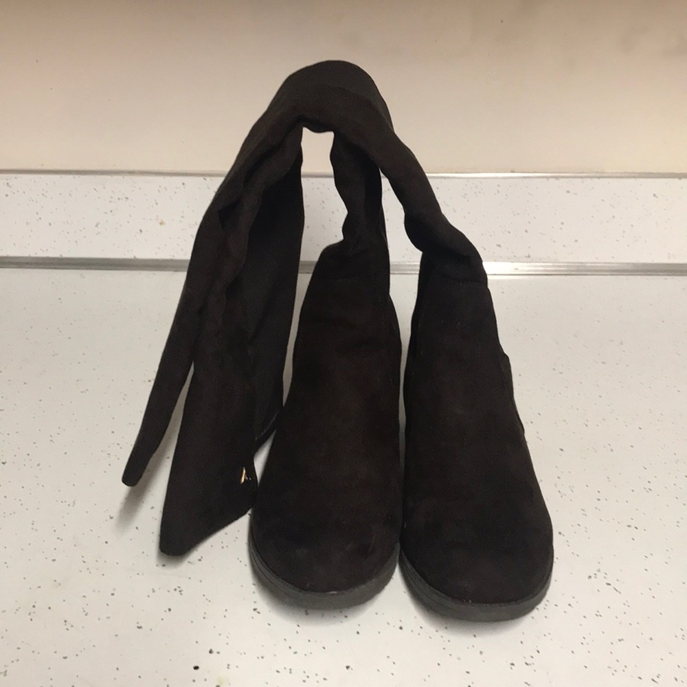 Guess suede boots